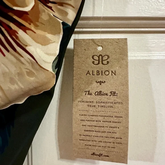 NWT! Albion Fit, Maria One-Piece, Green Floral Swimsuit - Picture 5 of 5